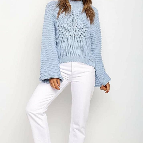 Lantern Sleeve Crop Sweater - Picture 4 of 9